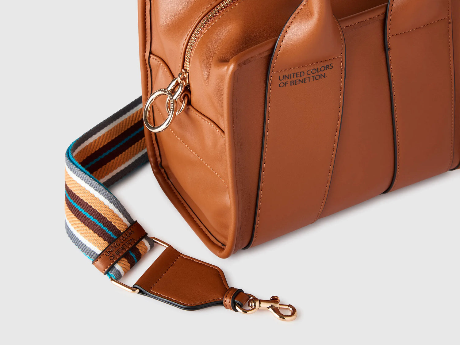 Benetton Camel Women Medium Tote Bag SKU: 6E9LVY012_2N2 Image 03