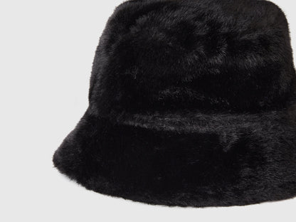 Hat in Faux Fur_6G6LDA00Z_100_03