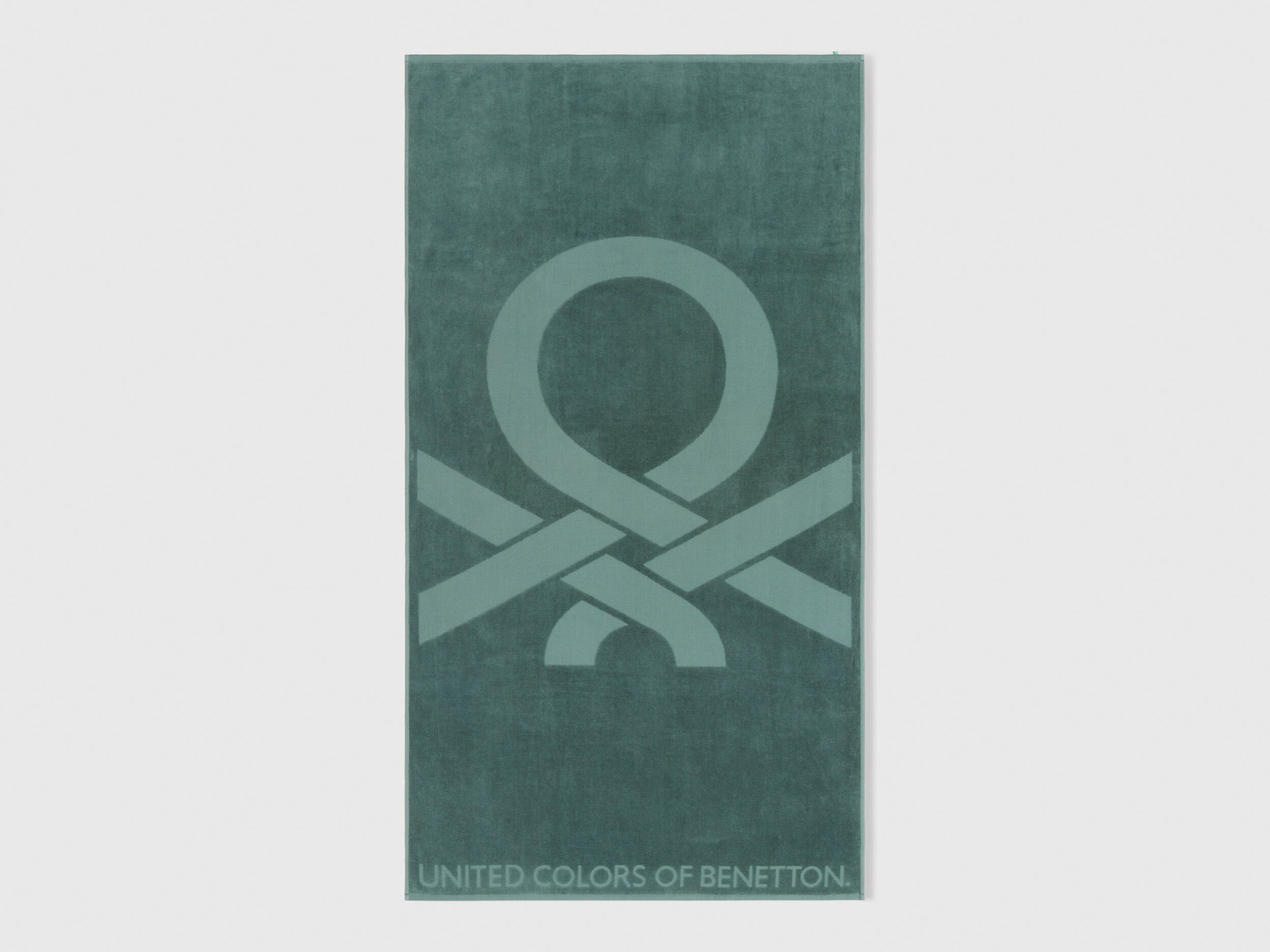 Benetton_Beach Towel_6H832801A_26U_01