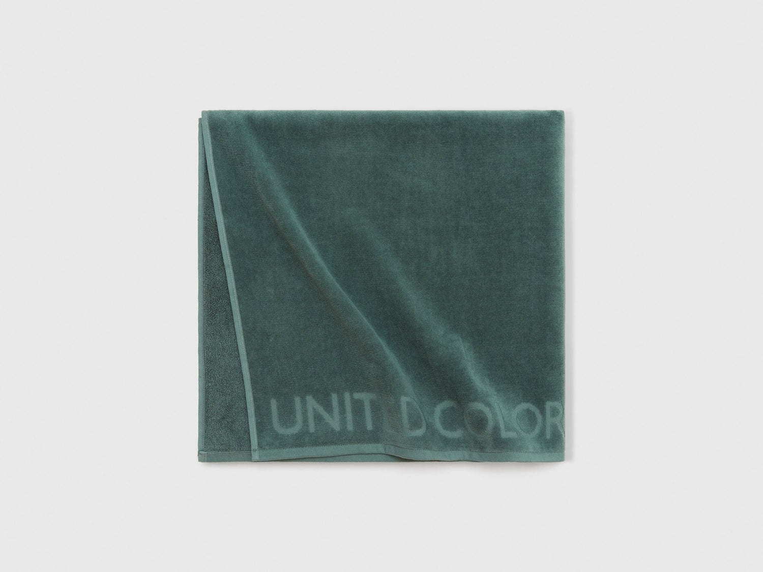 Benetton_Beach Towel_6H832801A_26U_03
