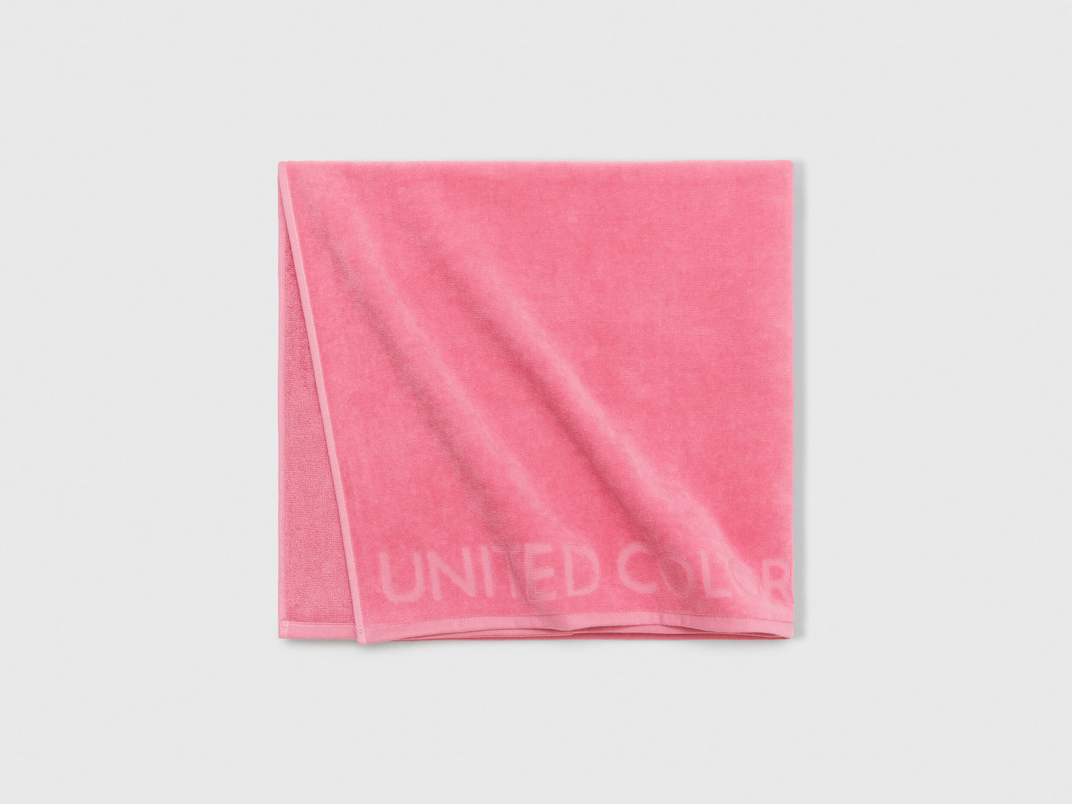 Benetton_Beach Towel_6H832801A_2B4_03