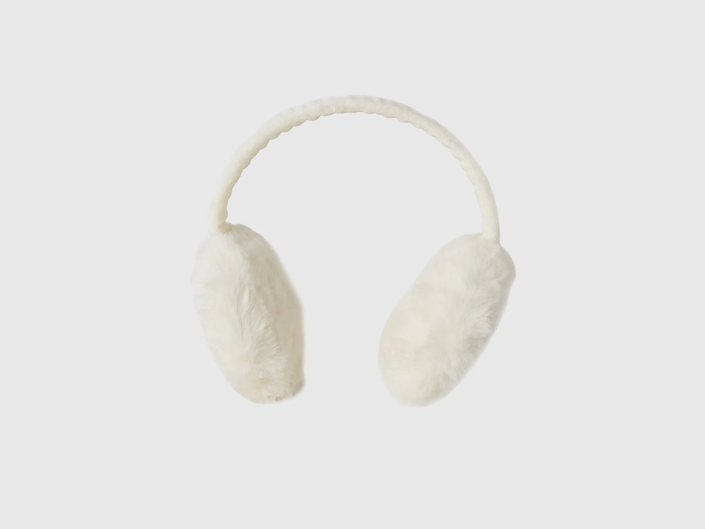 Benetton_Creamy White_Earmuffs in Faux Fur_6K0ZC800U_0R2_01