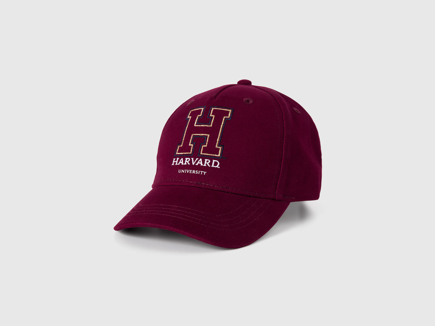 Benetton_Burgundy_Cap with Embroidery ©Harvard University_6MCMCA02R_129_01