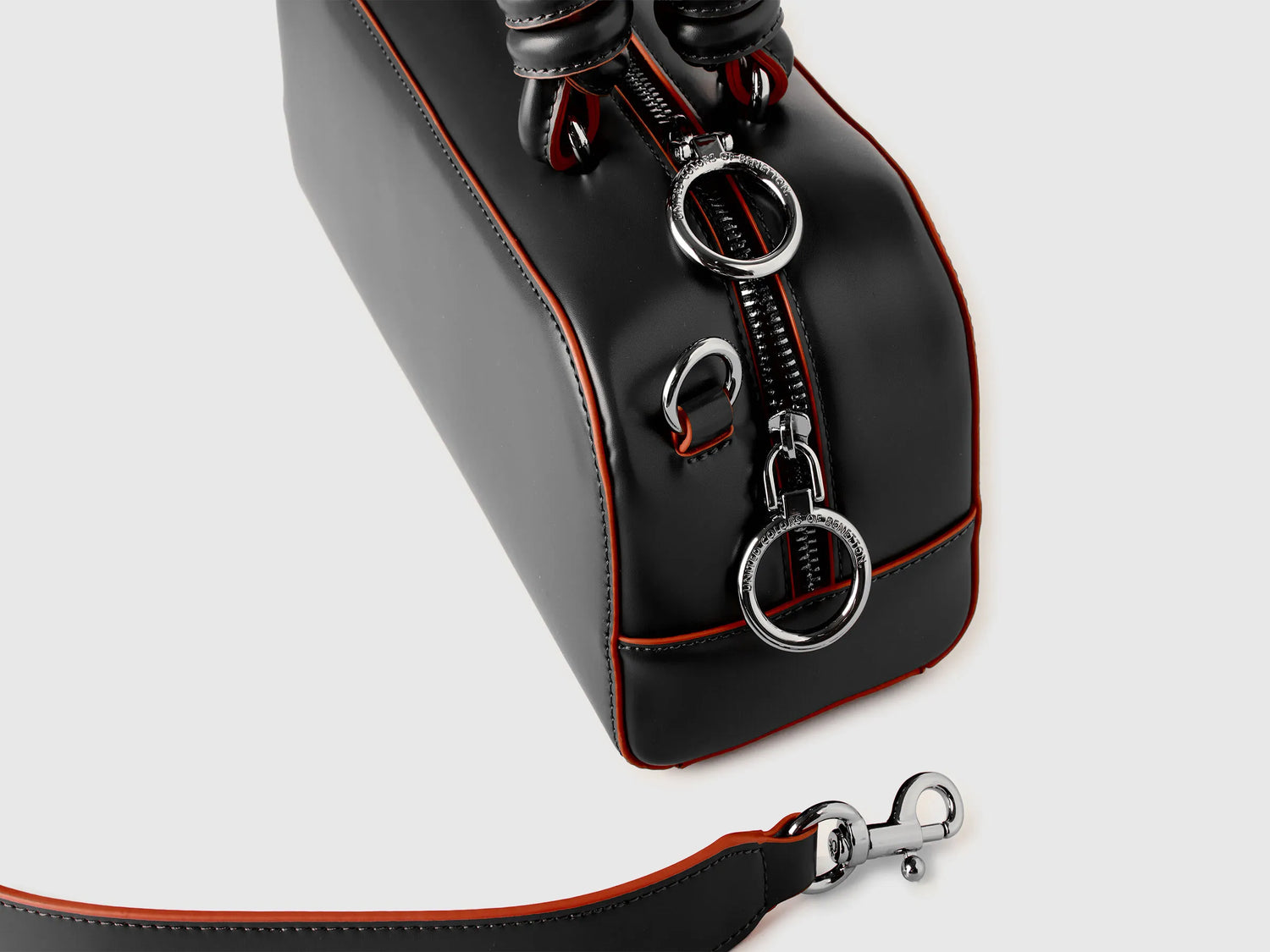 Benetton Black Women Be Bag Black Bowling SKU: 6PJNVY018_700 Image 03