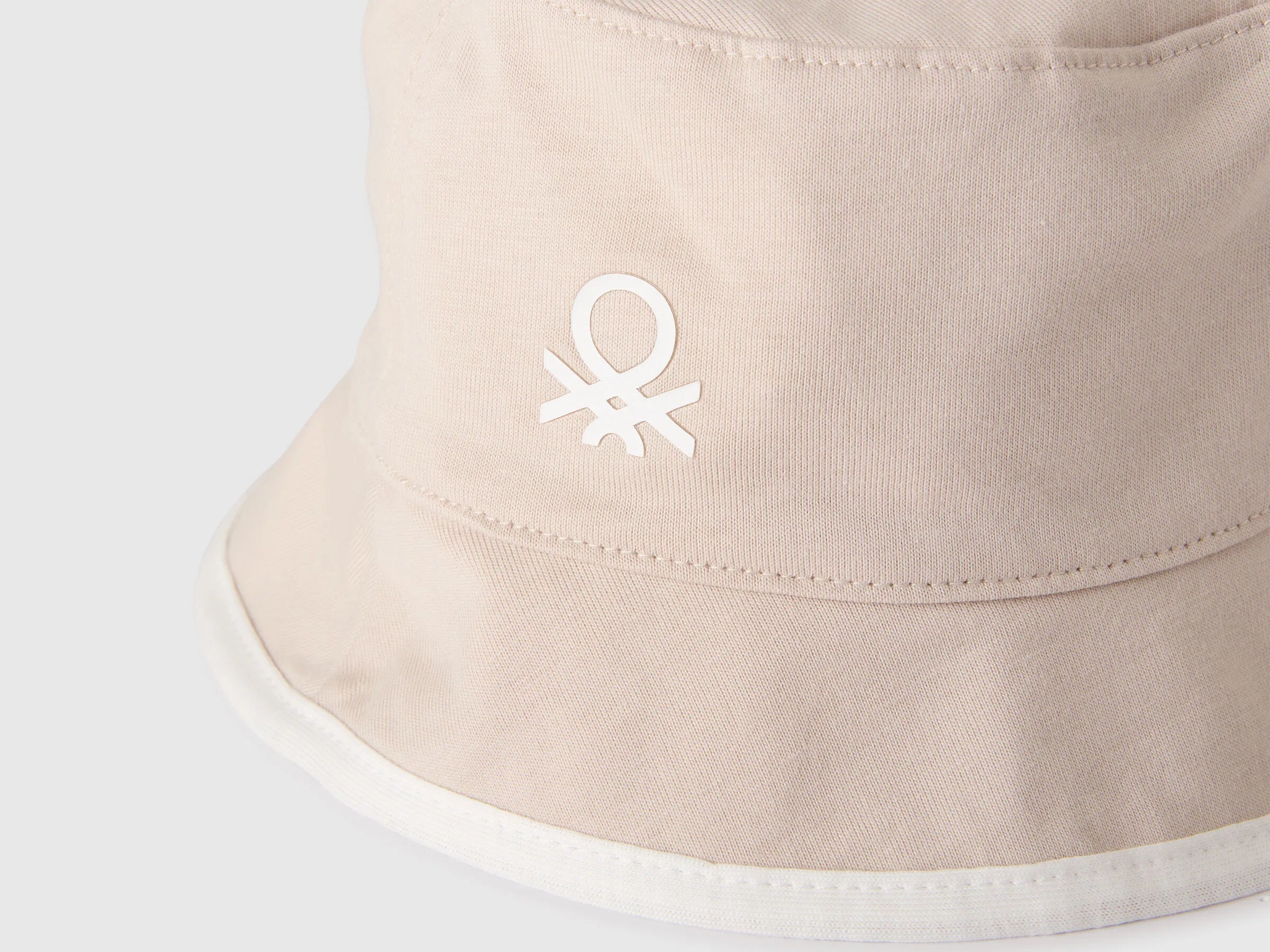 Benetton Creamy White Boys Reversible Bucket Hat SKU: 6Q8RRA00K_3C9 Image 03