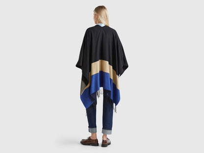 Poncho In Recycled Fabric_02