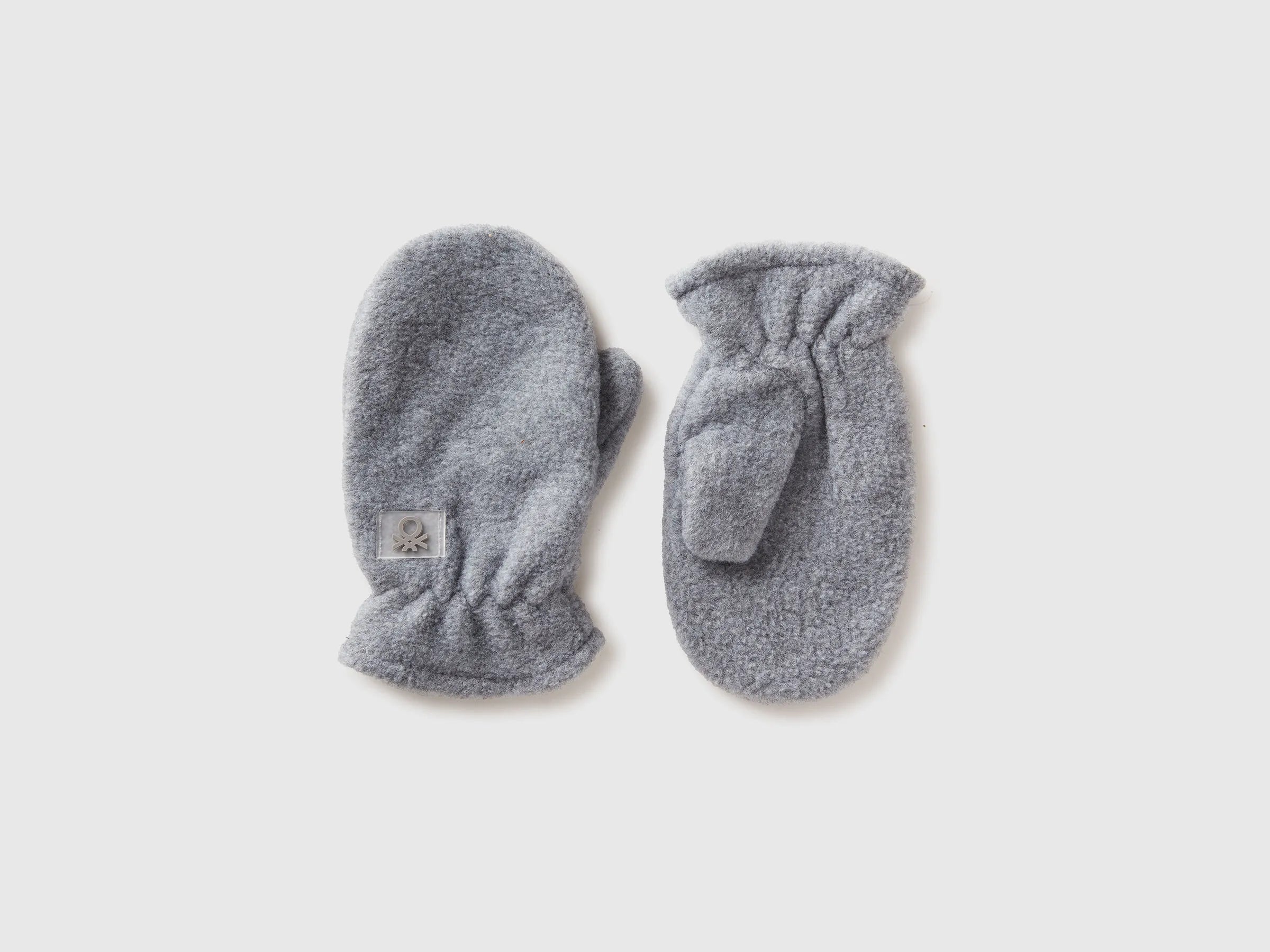 Benetton_Light Gray_Mittens in Lined Fleece_6U87GG007_501_01