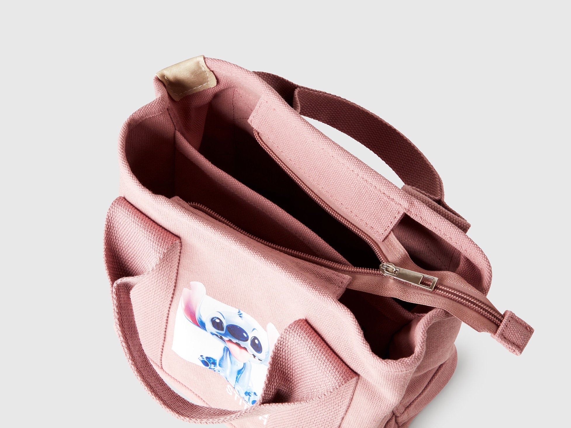 Benetton_Lilo &amp; Stitch ©Disney Bag_6UJYCY021_09J_03