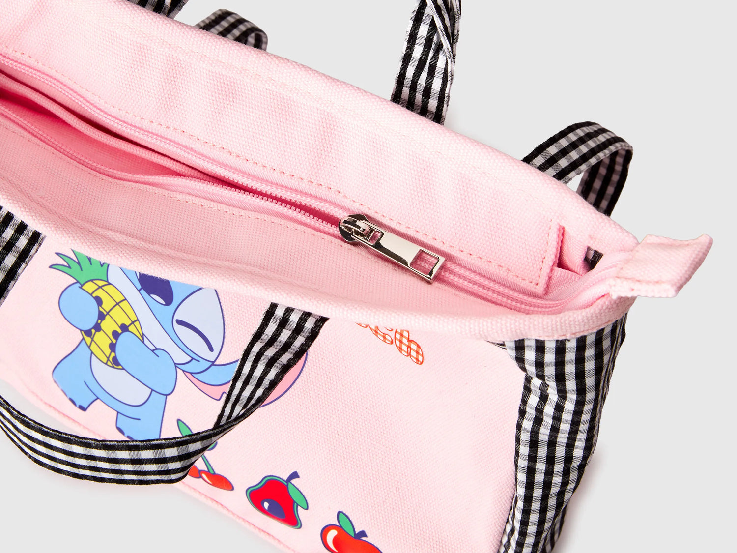 Benetton Pink Girls ©Disney Stitch Backpack SKU: 6UJYRY00A_25F Image 03