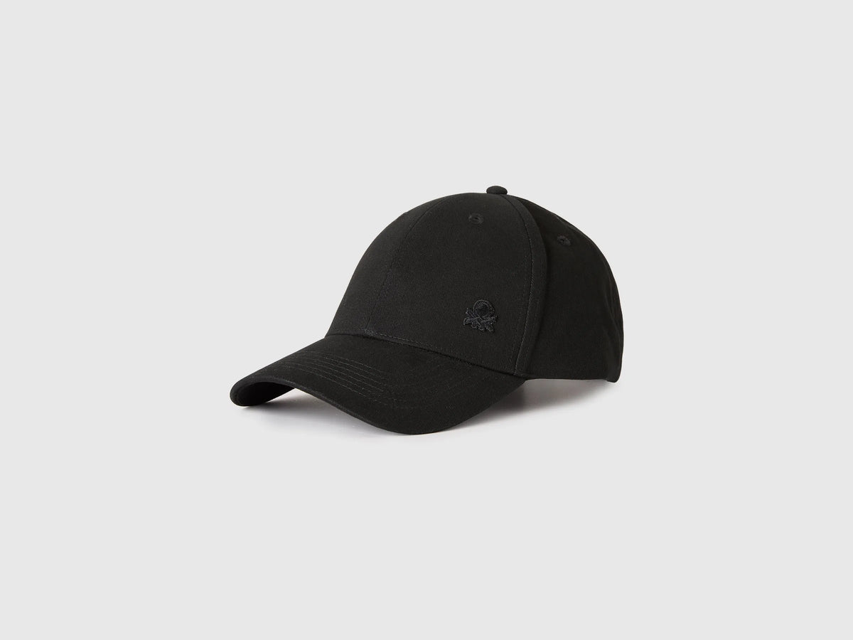 Benetton Black Men Baseball Cap with Logo SKU: 6UMVVA00H_100 Image 01