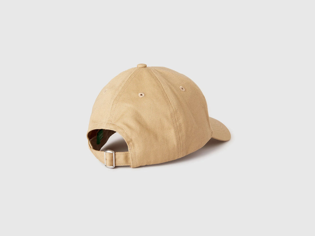 Benetton_Beige_Baseball Cap with Embroidered Logo_6WEPUA00Z_393_02