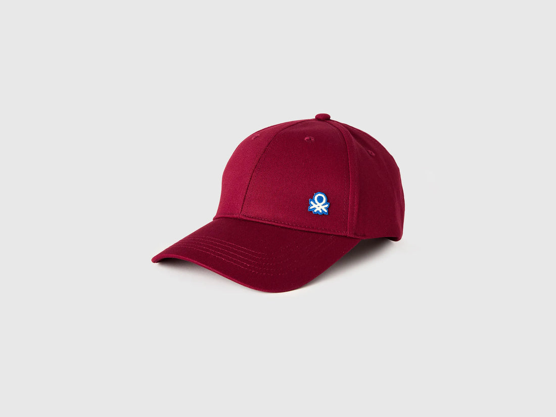 Benetton Burgundy Men Baseball Cap with Logo SKU: 6WEPVA001_1P9 Image 01