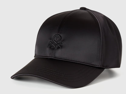 Benetton_Black_Satin Look Baseball Cap_6WJDDA019_100_03