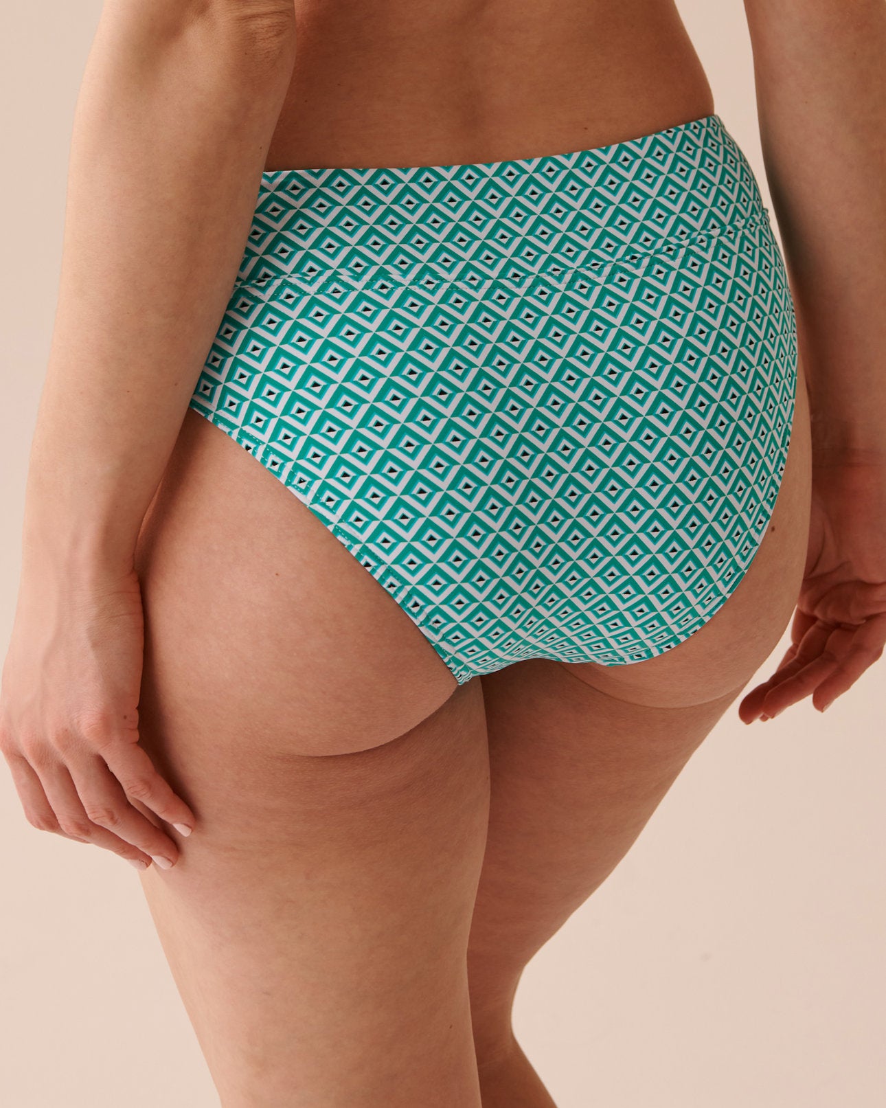 Bikini Mid Tops_70300540_P30076_05