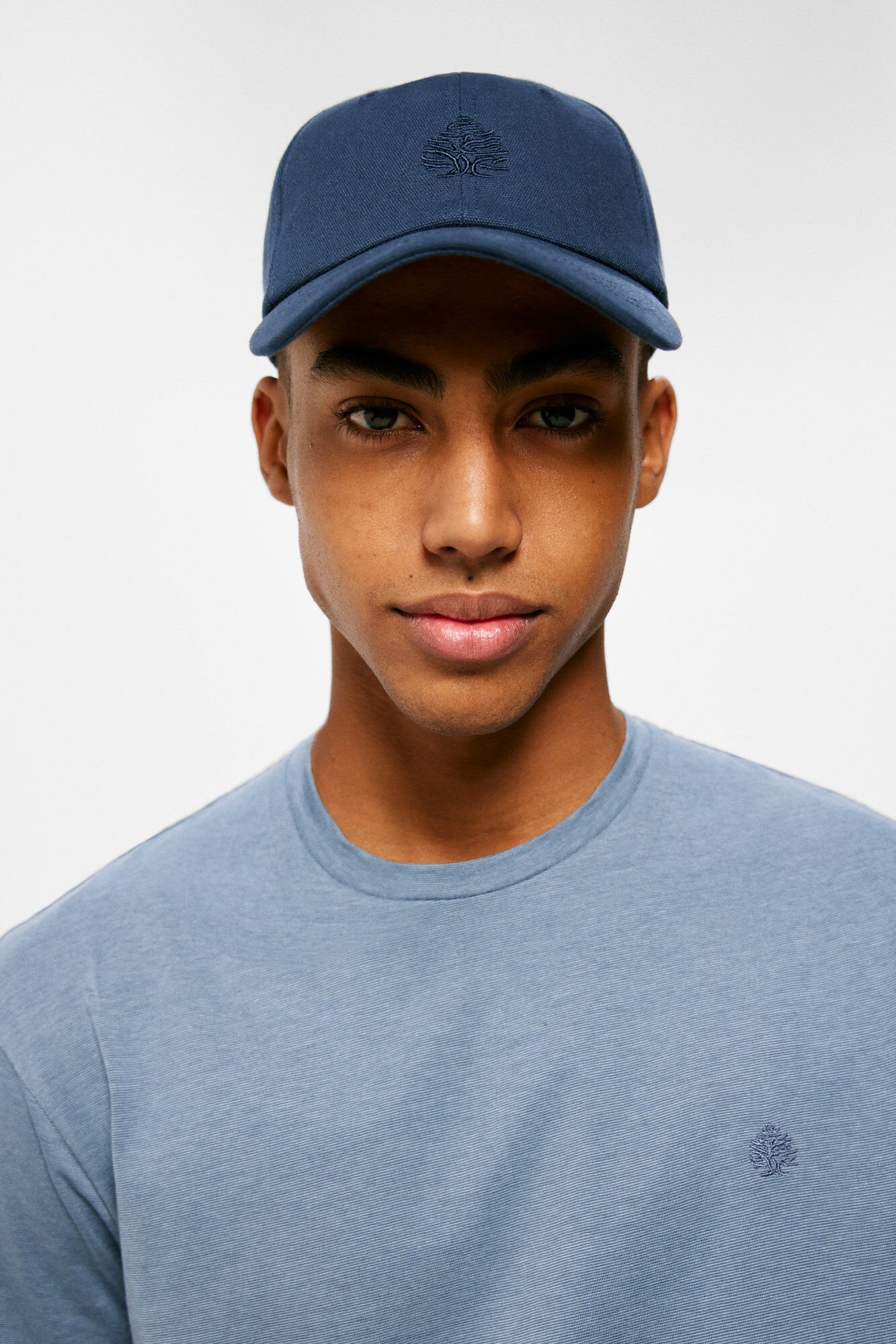 Crew Neck T Shirt With Logo_7122257_17_04
