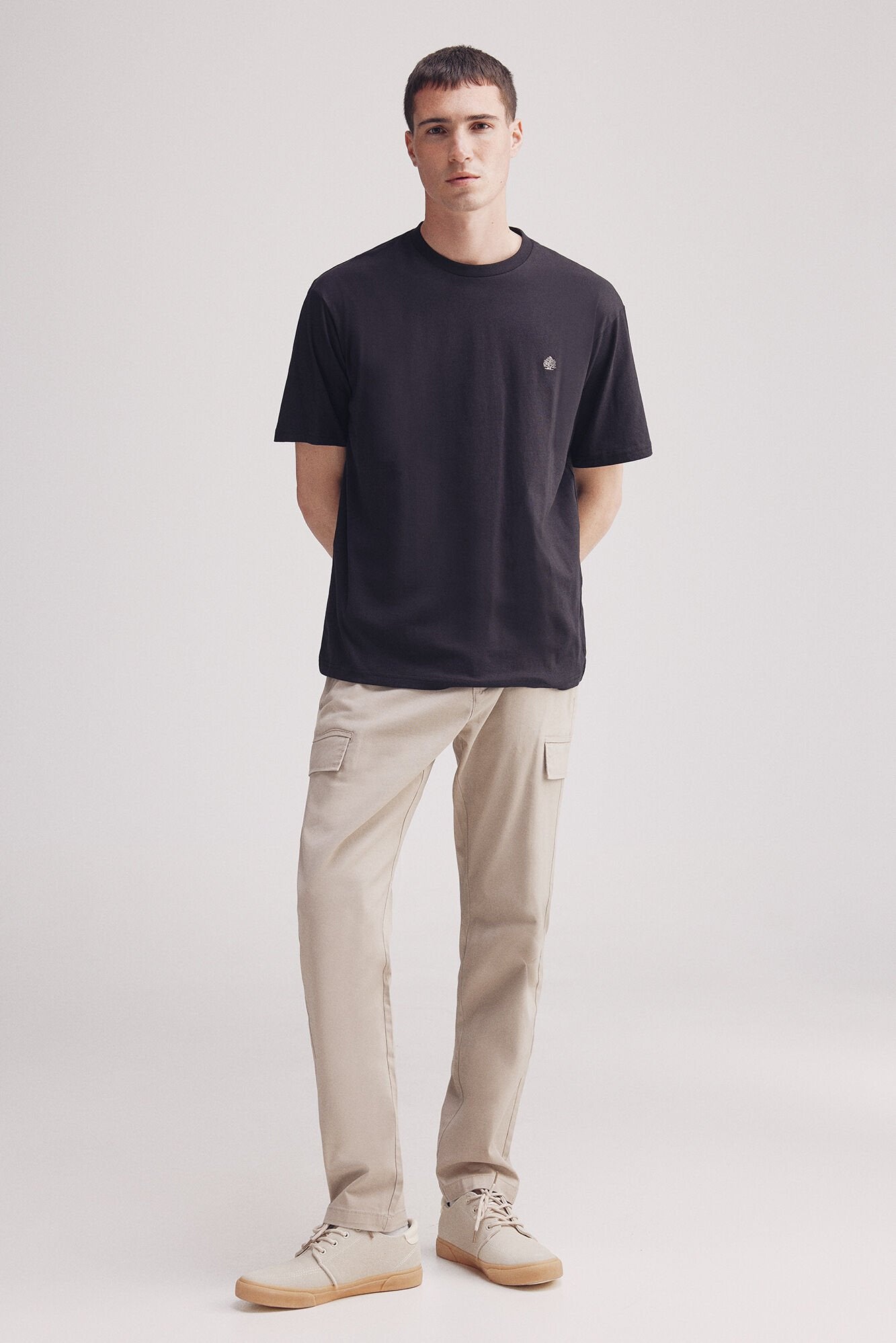 Springfield_Basic Round Neck T-Shirt_7122295_01_04