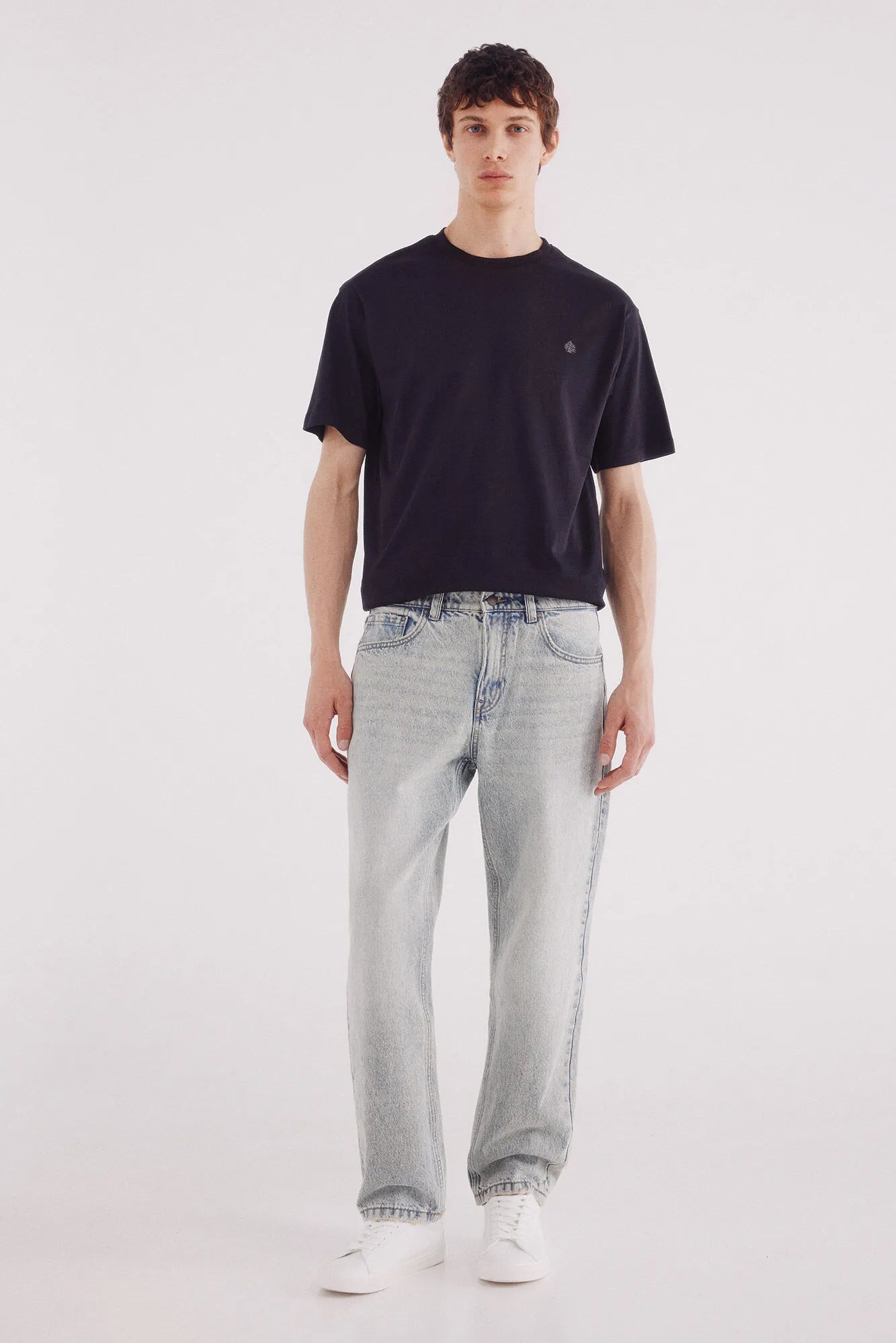Springfield_0_Basic Round Neck T-Shirt_7122306_01_02