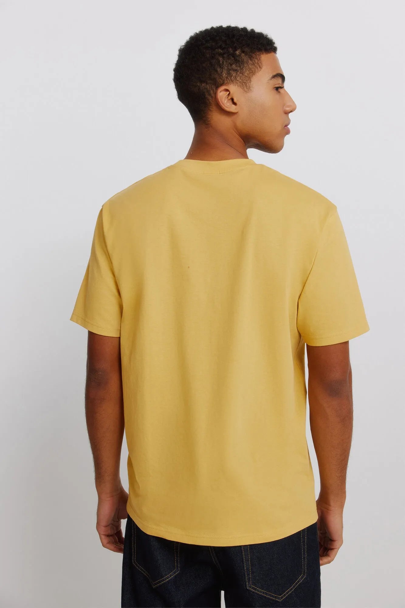 Springfield Yellow Men Springfield Logo Basic T-Shirt SKU: 7122309_06 Image 04