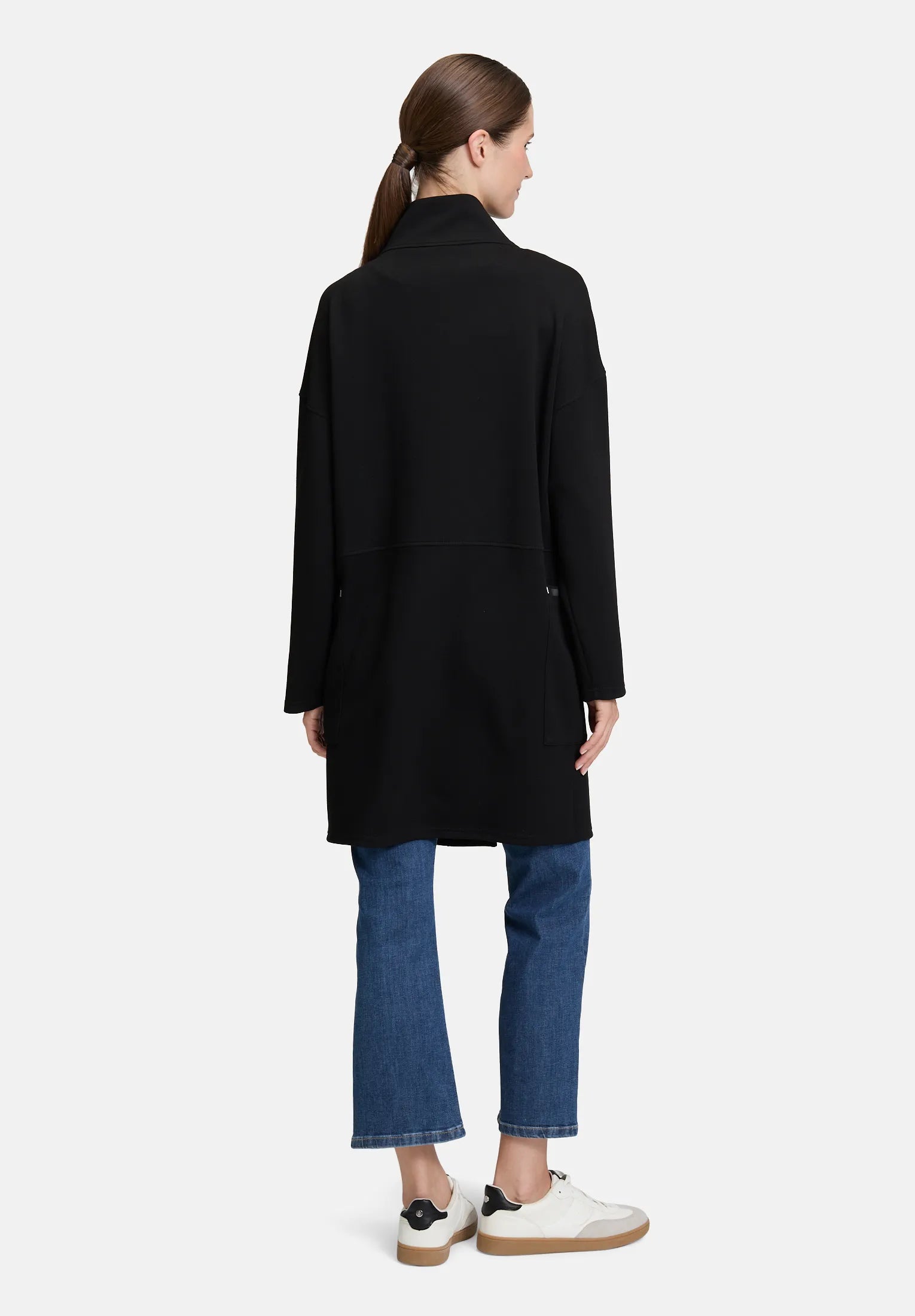 Betty Barclay_Black_Sweat Coat with Stand-Up Collar_7244-1667_9045_03