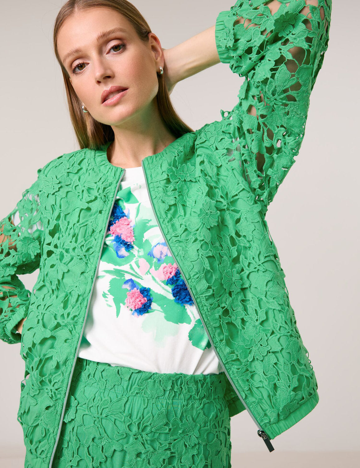 Taifun_Lace Bomber Jacket_731301-16125_5720_01