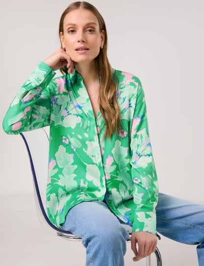 Taifun_Shirt Blouse with a Floral Print_760323-11136_5722_05