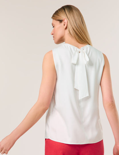 Taifun_Sleeveless Blouse with Floral Details_760334-11228_9702_03