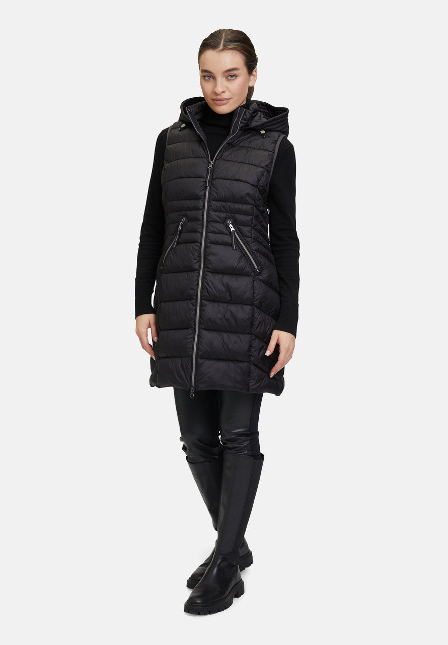 Quilted Vest With Removable Hood_02