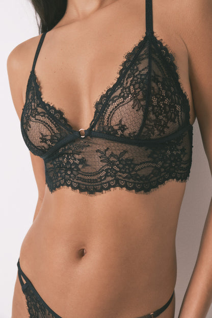 Women Secret_Black_Special Black Lace Lace Bralette_7912789_01_04