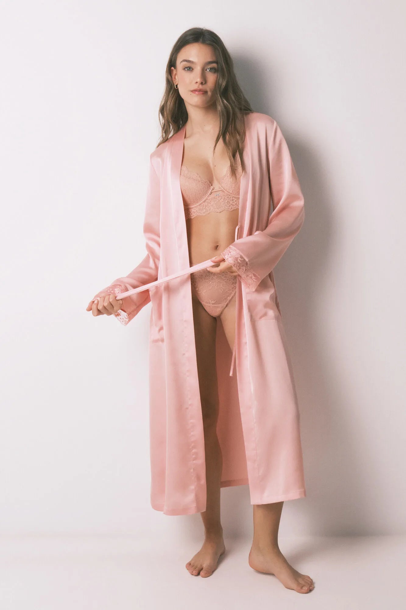 Women Secret_Pink_GORGEOUS Pink Lace Push-Up Bra in Different Cup Sizes_7913045_72_01