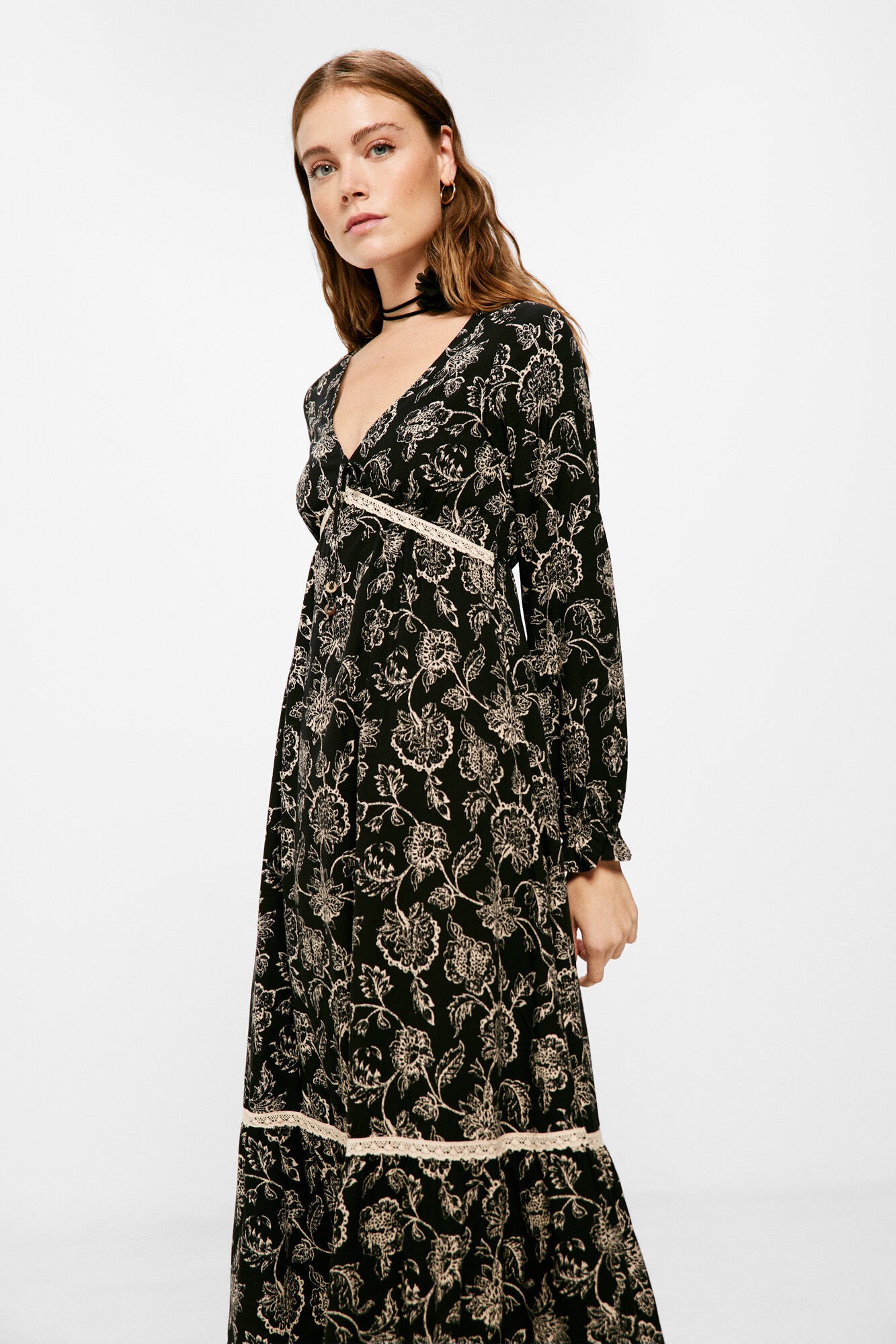 Patterened Midi Dress_7957212_01_04