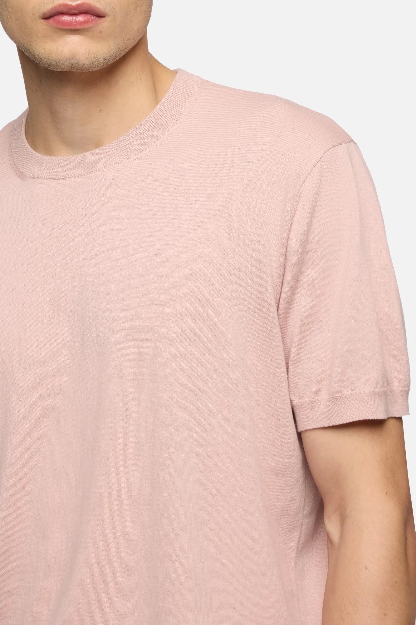 7 For All Mankind Rose Men Classic Short Sleeve Sweater SKU: 7M1N0F77_3FA Image 04