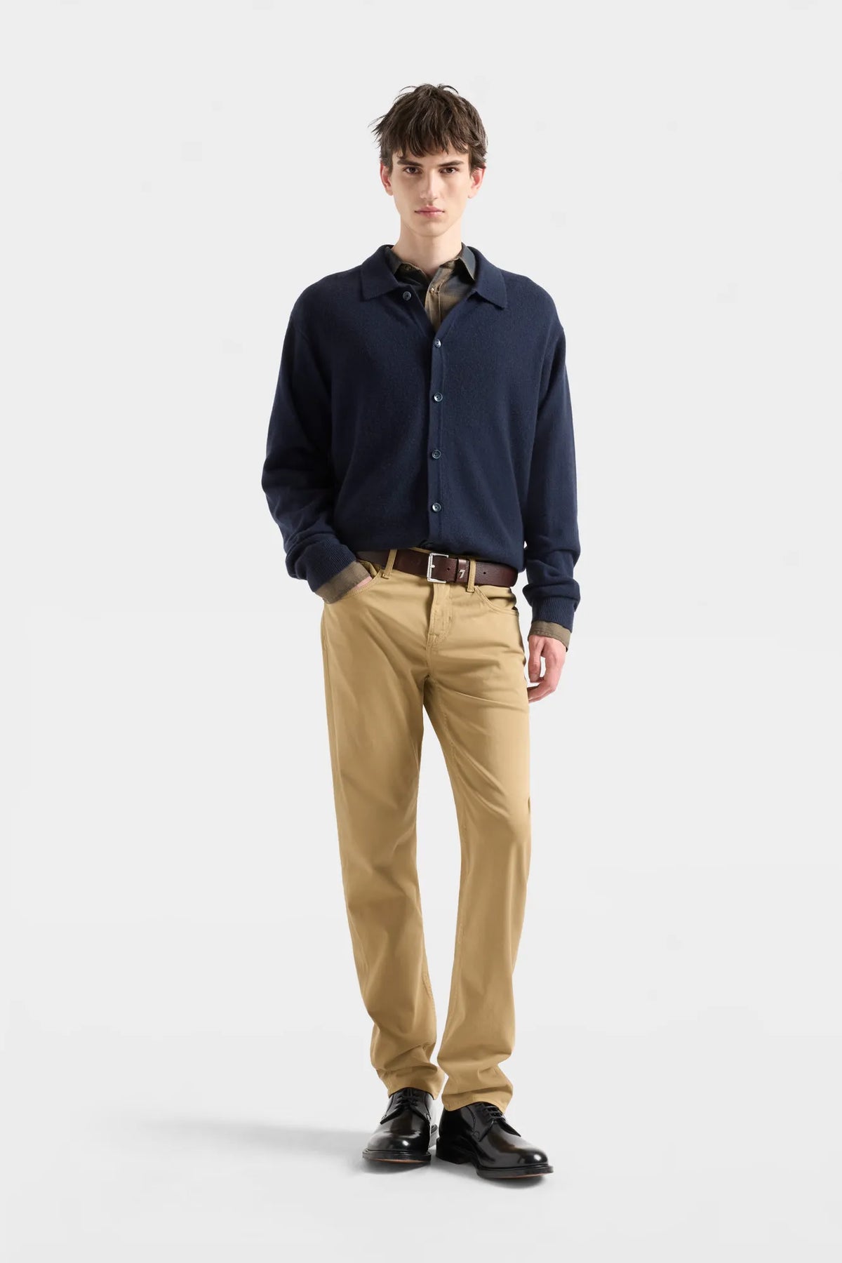 7 For All Mankind Cottage Men Classic Button Up Shirt in Fluid SKU: 7M6T0G91_3PR Image 01