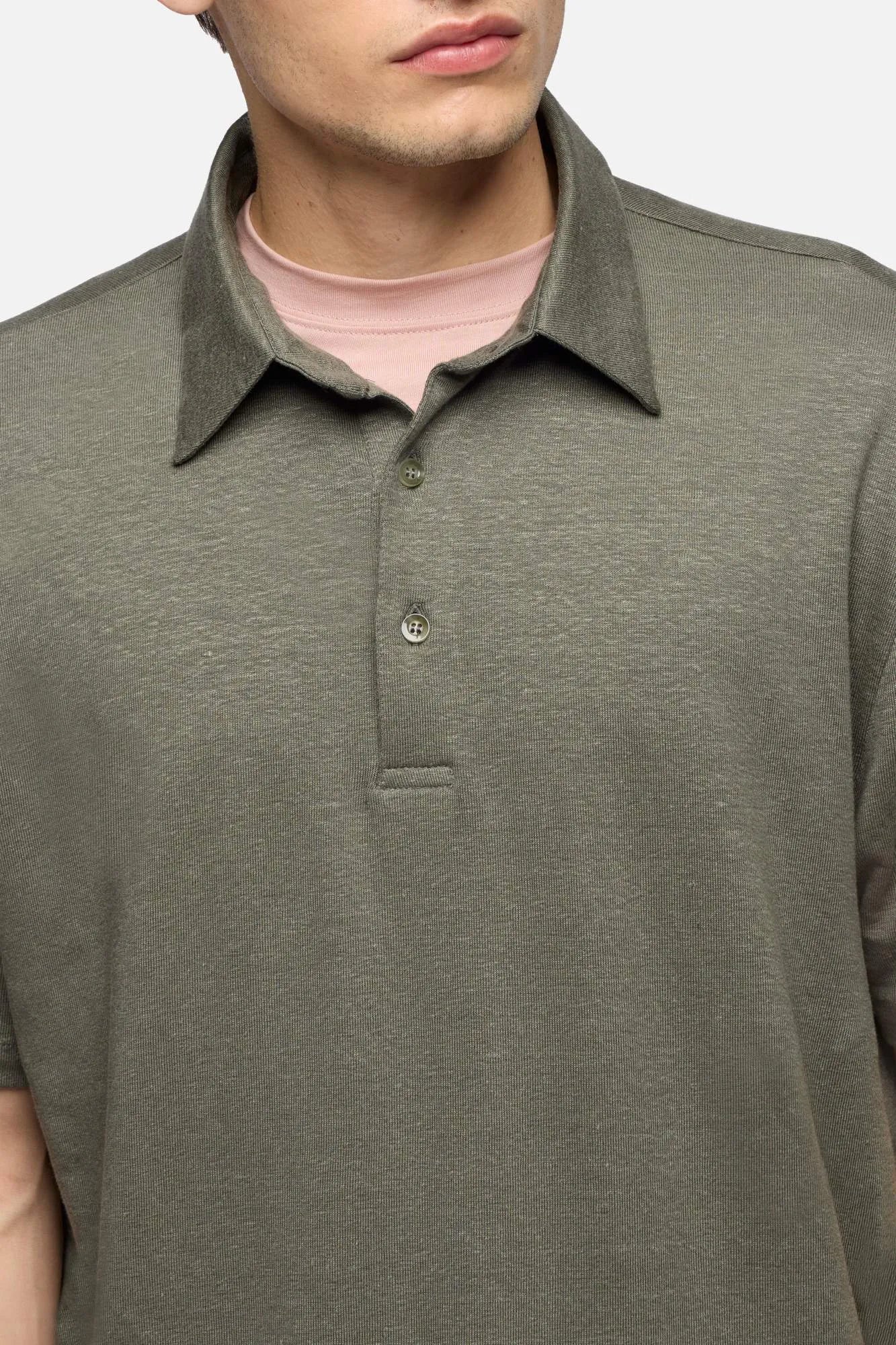 7 For All Mankind Army Men Polo in Linen Blend SKU: 7M720E99_3FG Image 04