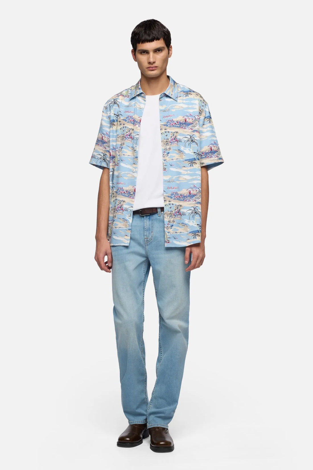 7 For All Mankind Aloha Men Short Sleeve Button Up Shirt in Fluid SKU: 7M8N0G56_3HT Image 02