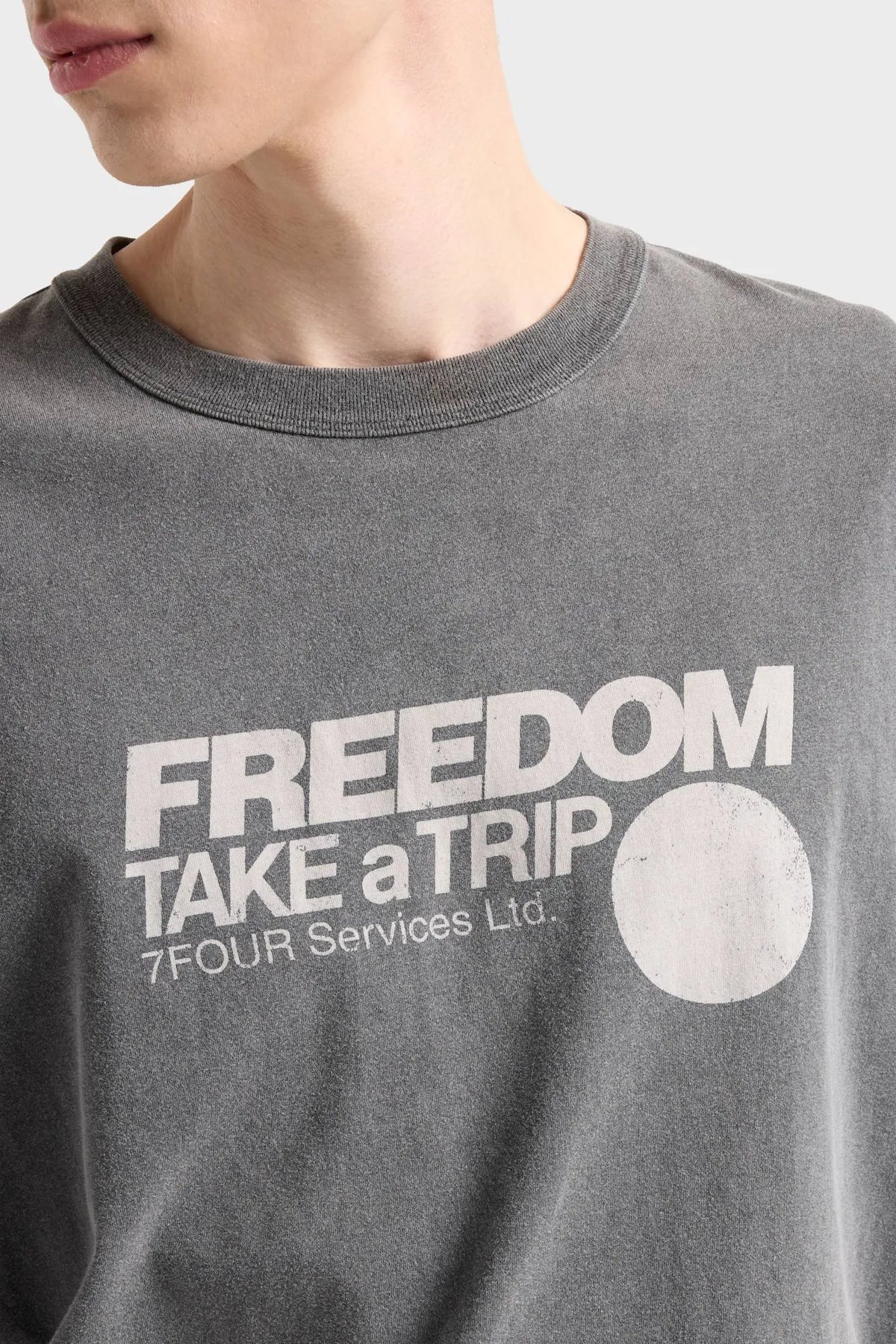 7 For All Mankind Trip Grey Men Short Sleeve Graphic Tee SKU: 7MEN0H50_3VD Image 05