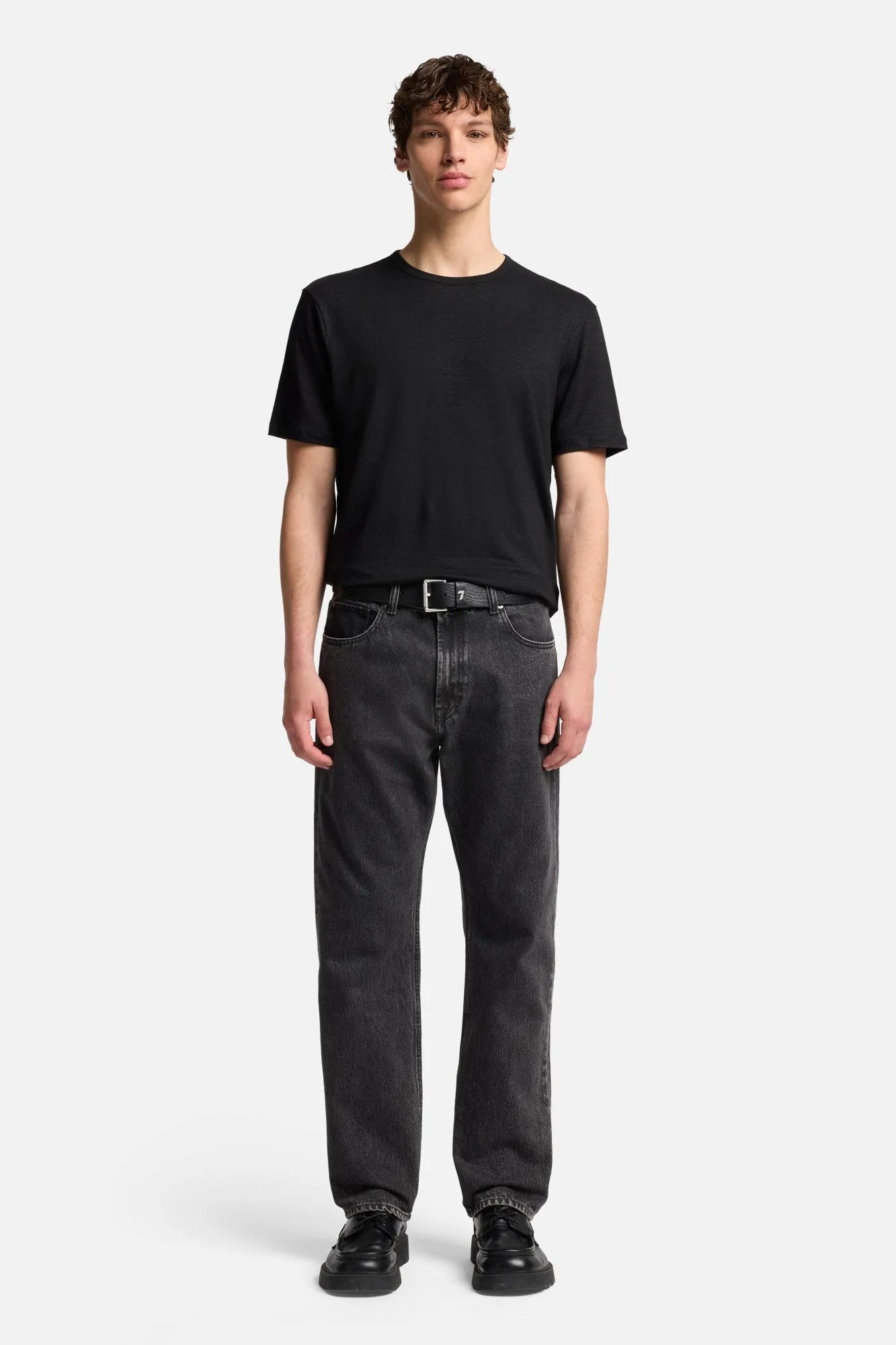 7 For All Mankind Black Men Tee in Linen SKU: 7MM70E99_1K1 Image 02