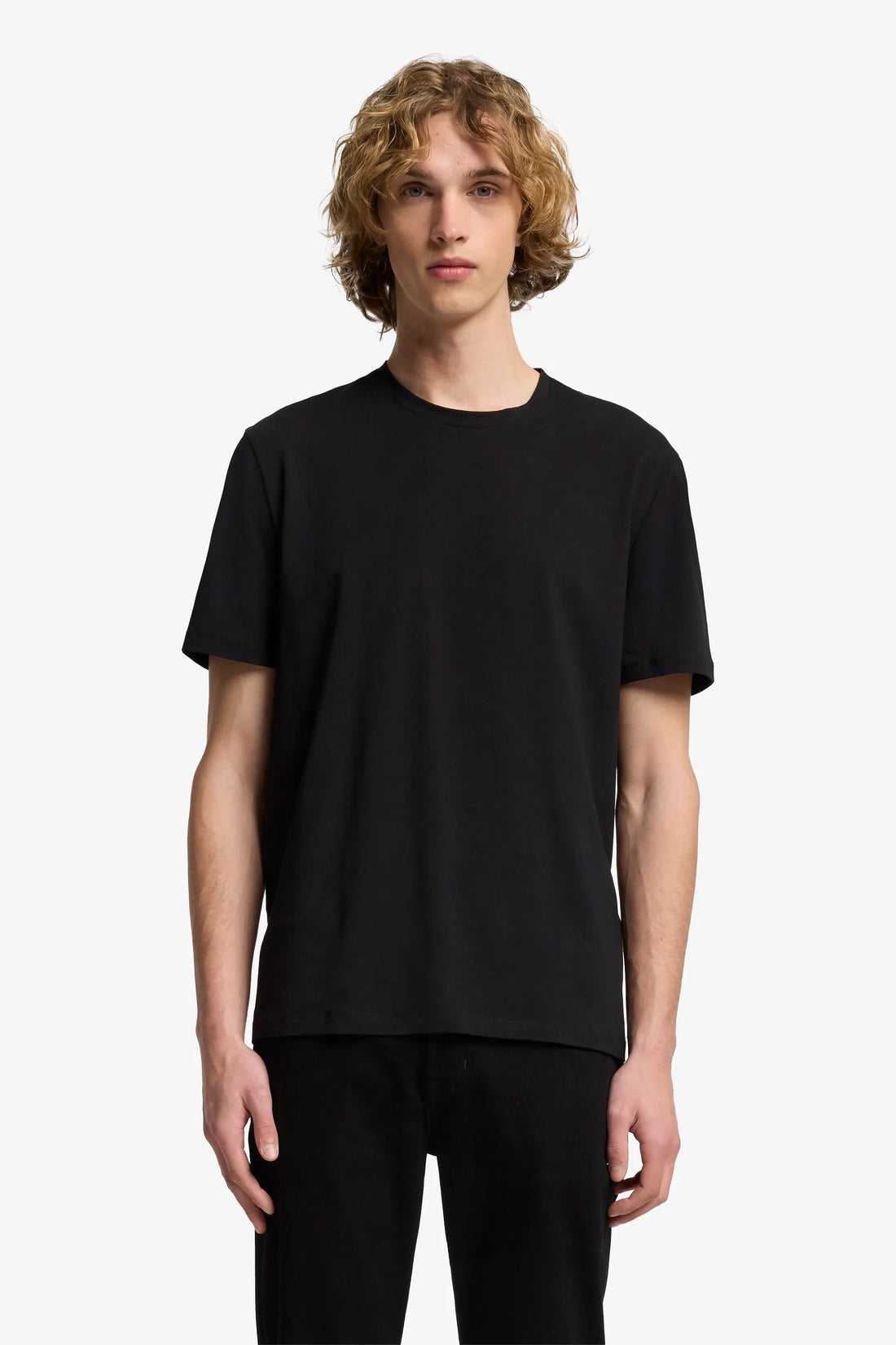 7 For All Mankind_Black_Short Sleeve T-Shirt in Luxe Performance_7MR01237_BLK_01