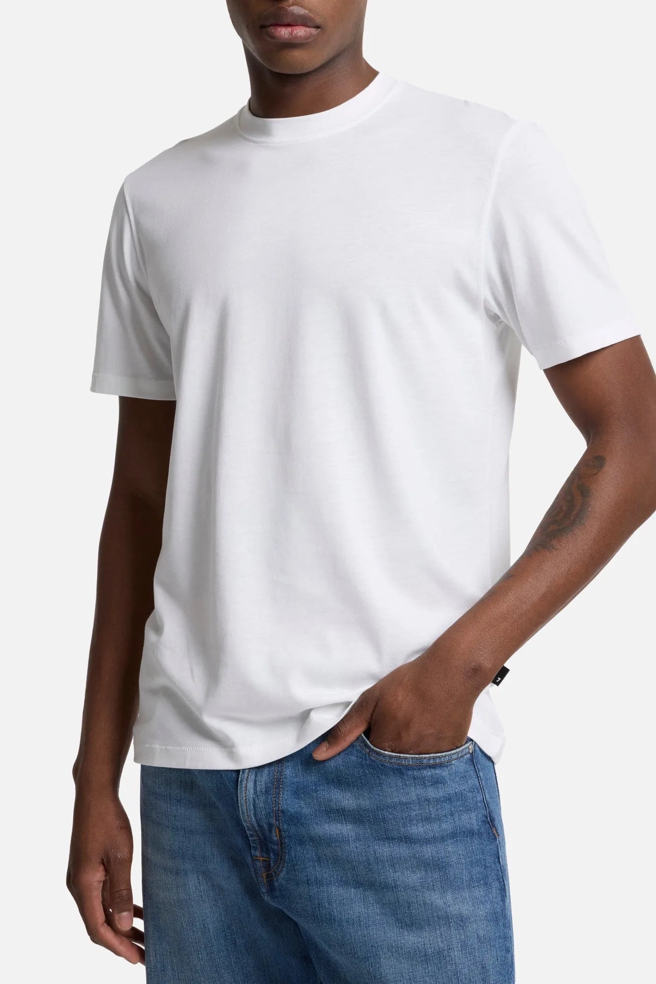 7 For All Mankind White Men Crewneck Tee in Lyocell SKU: 7MT04J09_WHT Image 04
