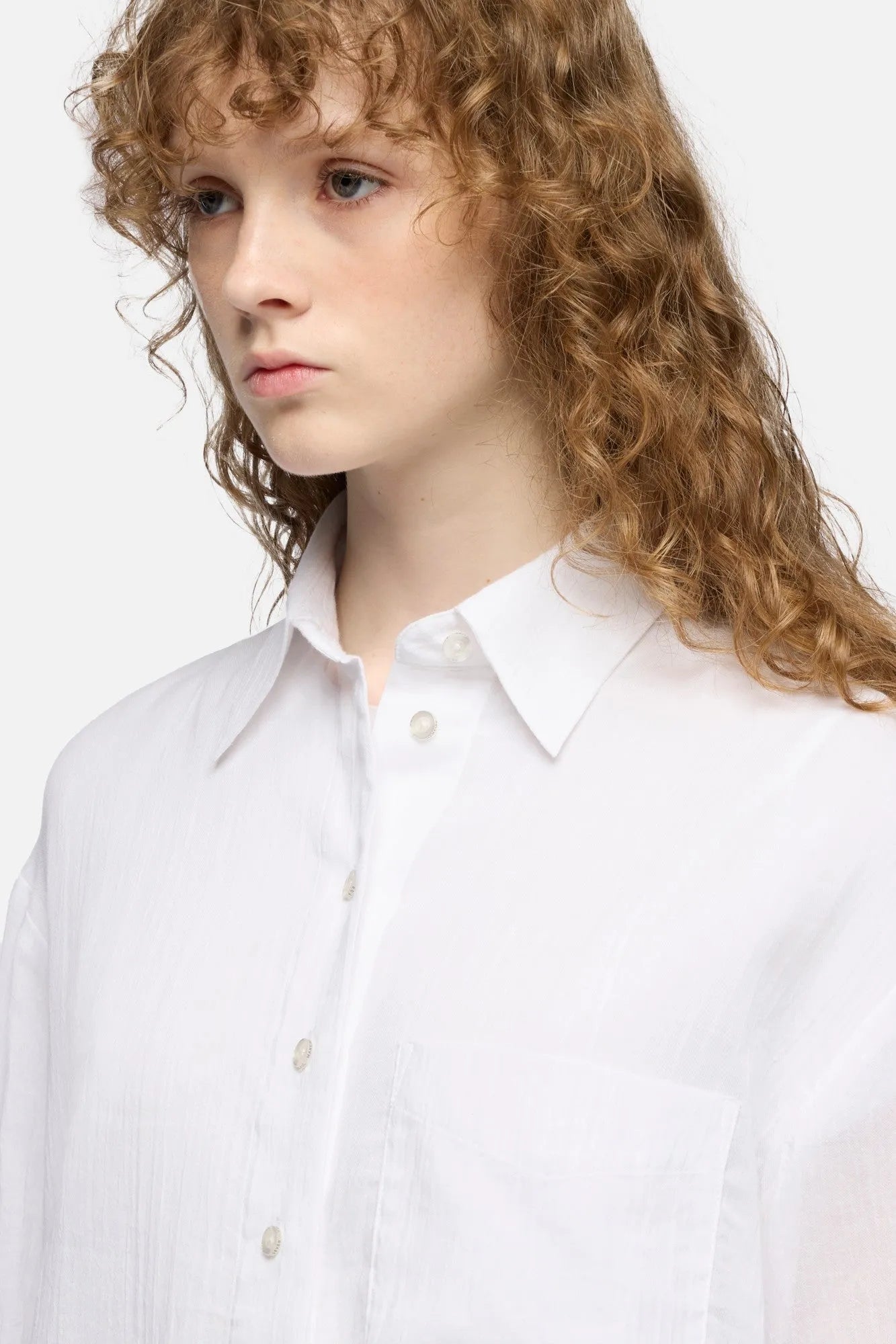 7 For All Mankind Optical White Women Oversize Button Down Shirt in Cotton Voile SKU: 7NO30F09_3HK Image 04