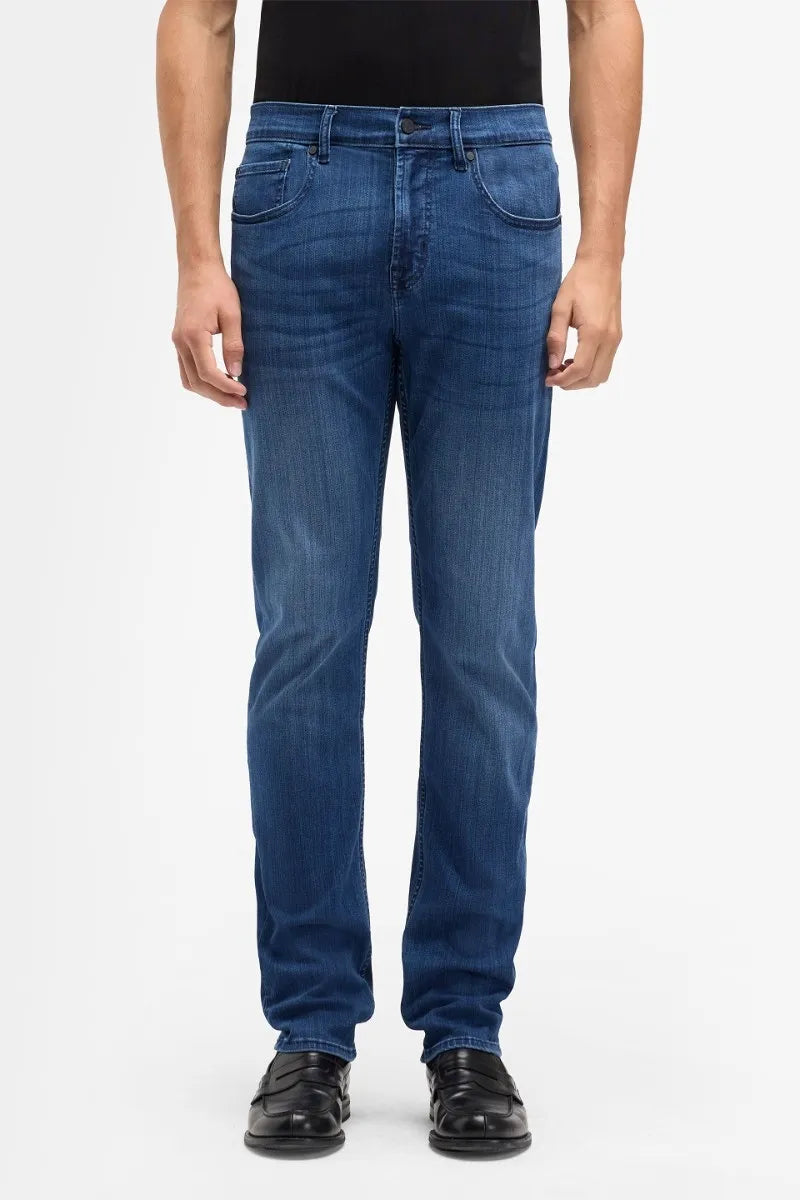 7 For All Mankind_Mid Blue_Slimmy in Luxe Performance_7T002393_MID_02