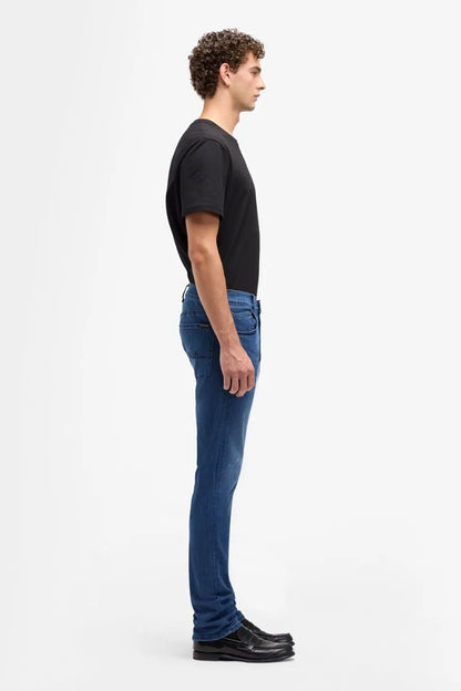 7 For All Mankind_Mid Blue_Slimmy in Luxe Performance_7T002393_MID_05