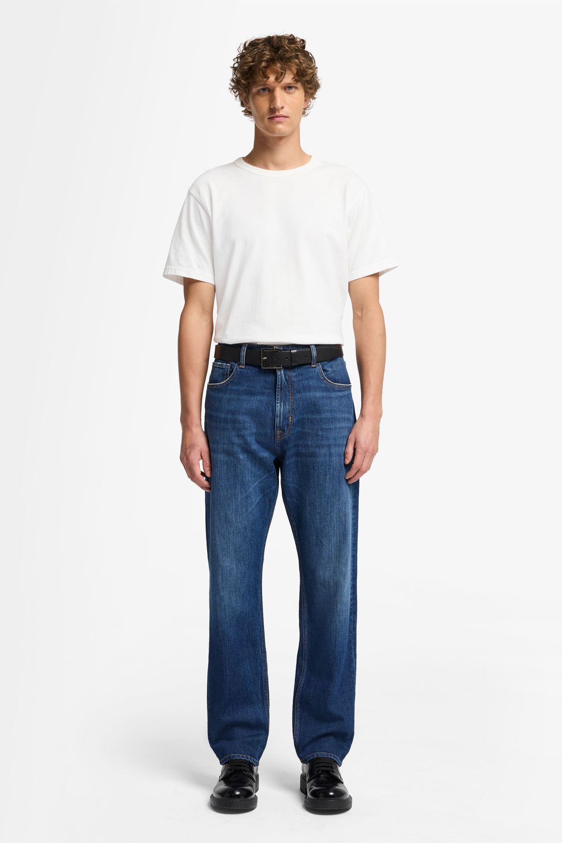 7 For All Mankind_Modern Straight Trad Blue_7T099A56-EUL_EUL_01