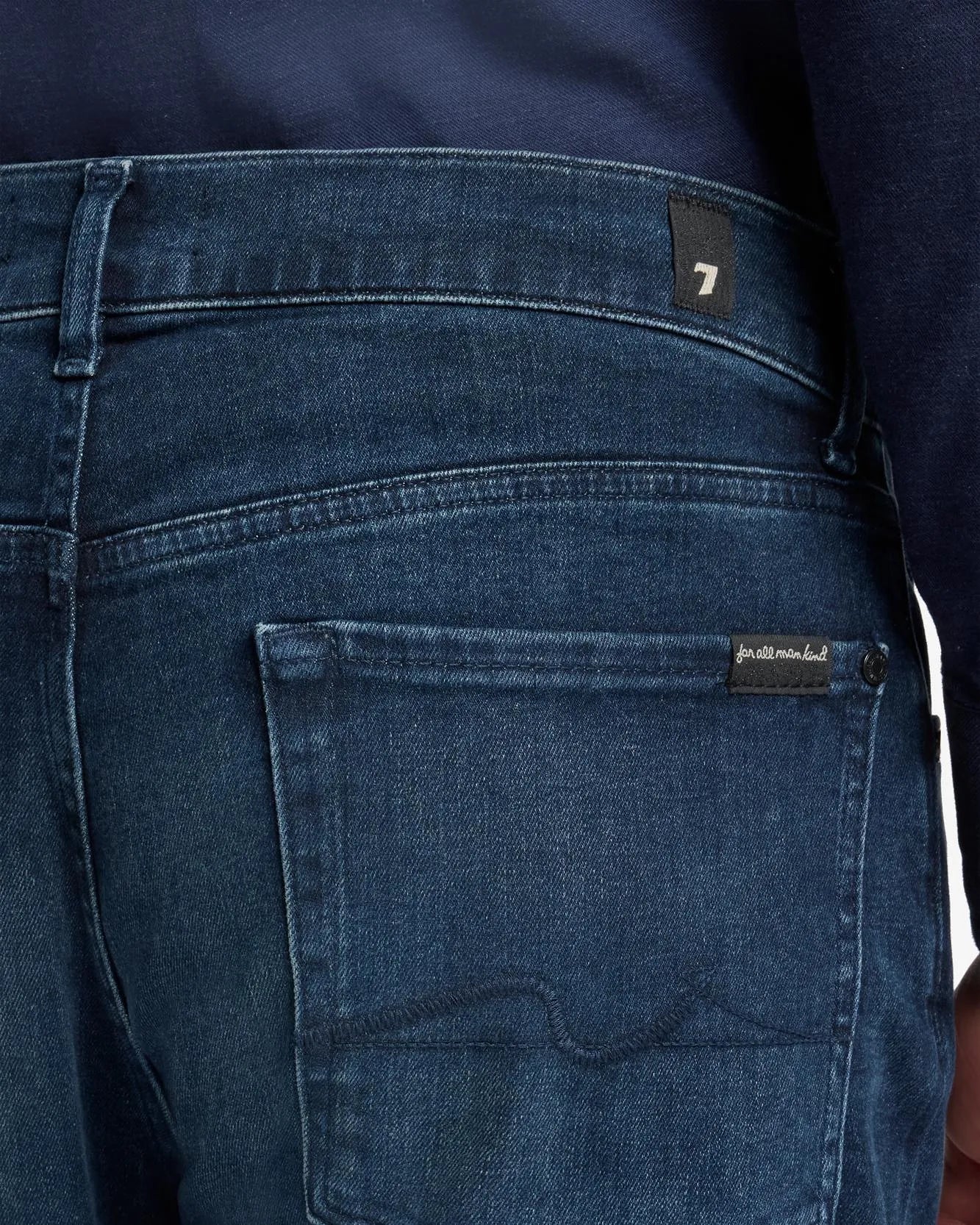 7 For All Mankind_Dark Blue_Luxe Performance Straight_7T400R46_DKB_03