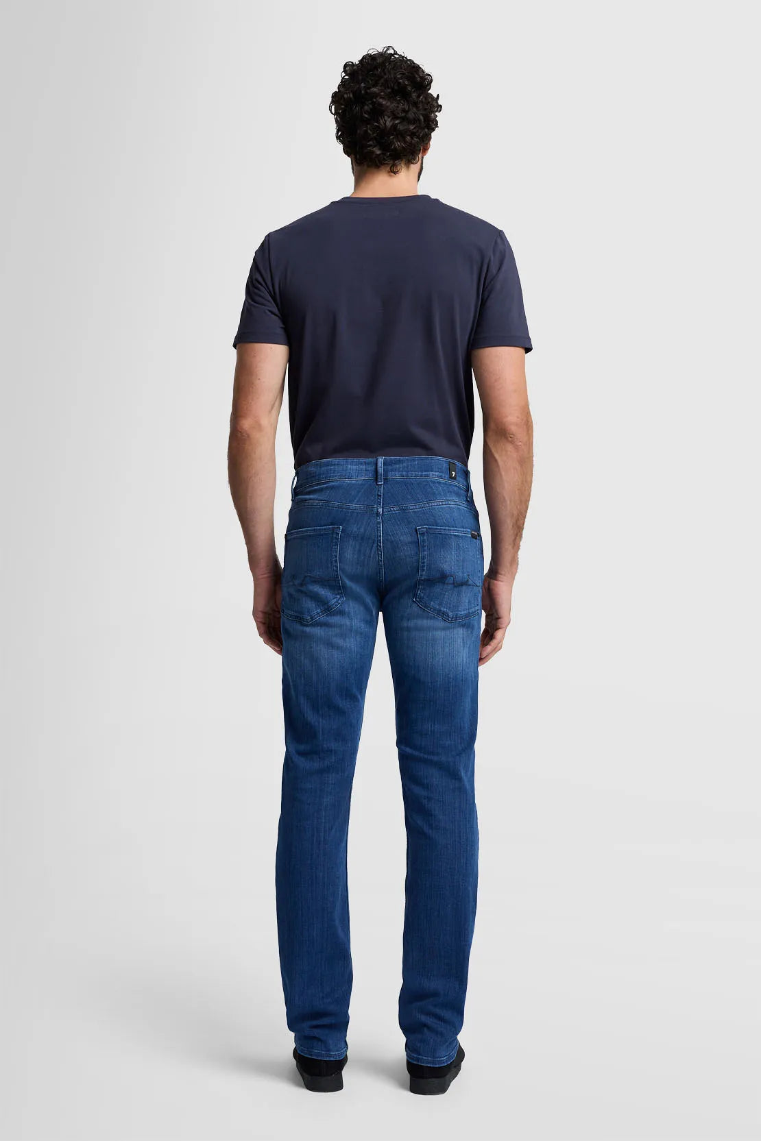 7 For All Mankind_Mid Blue_Standard in Luxe Performance_7T519A23_MID_04