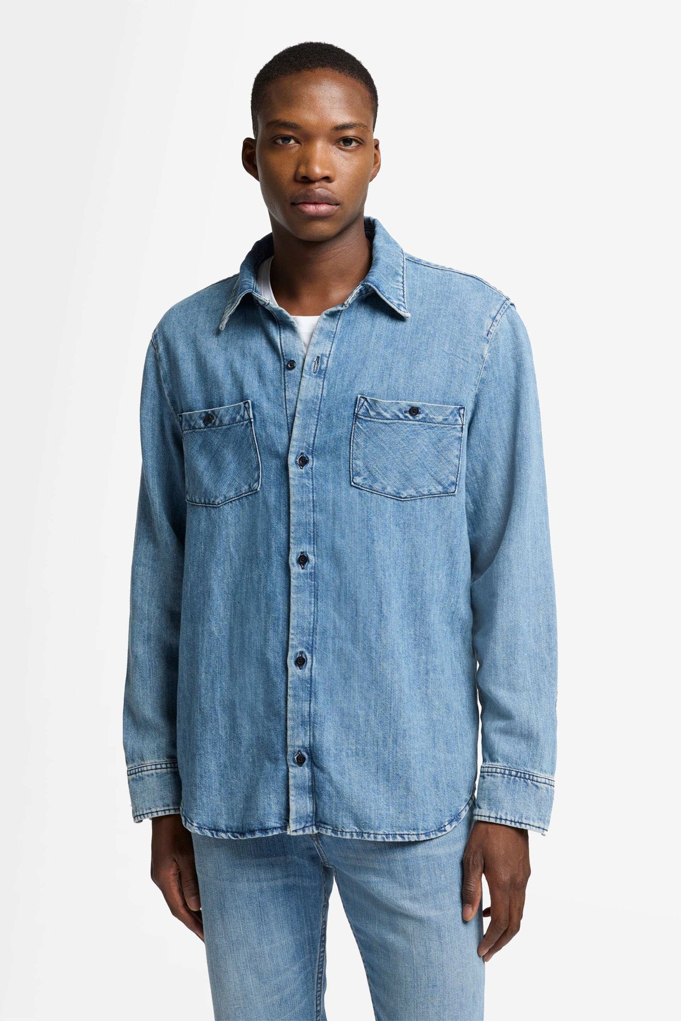 7 For All Mankind_Shirt Station_7T666U03-TAT_TAT_01