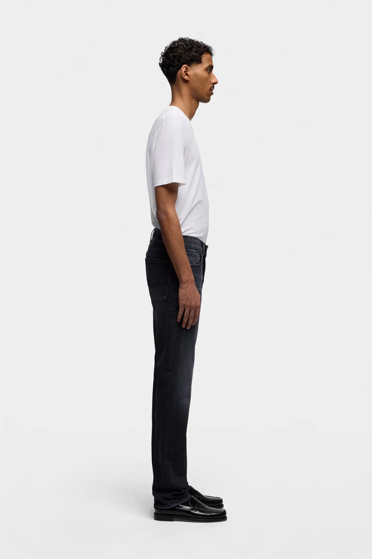 7 For All Mankind Black Men Slimmy in Luxe Performance SKU: 7TC40C34_3LG Image 05