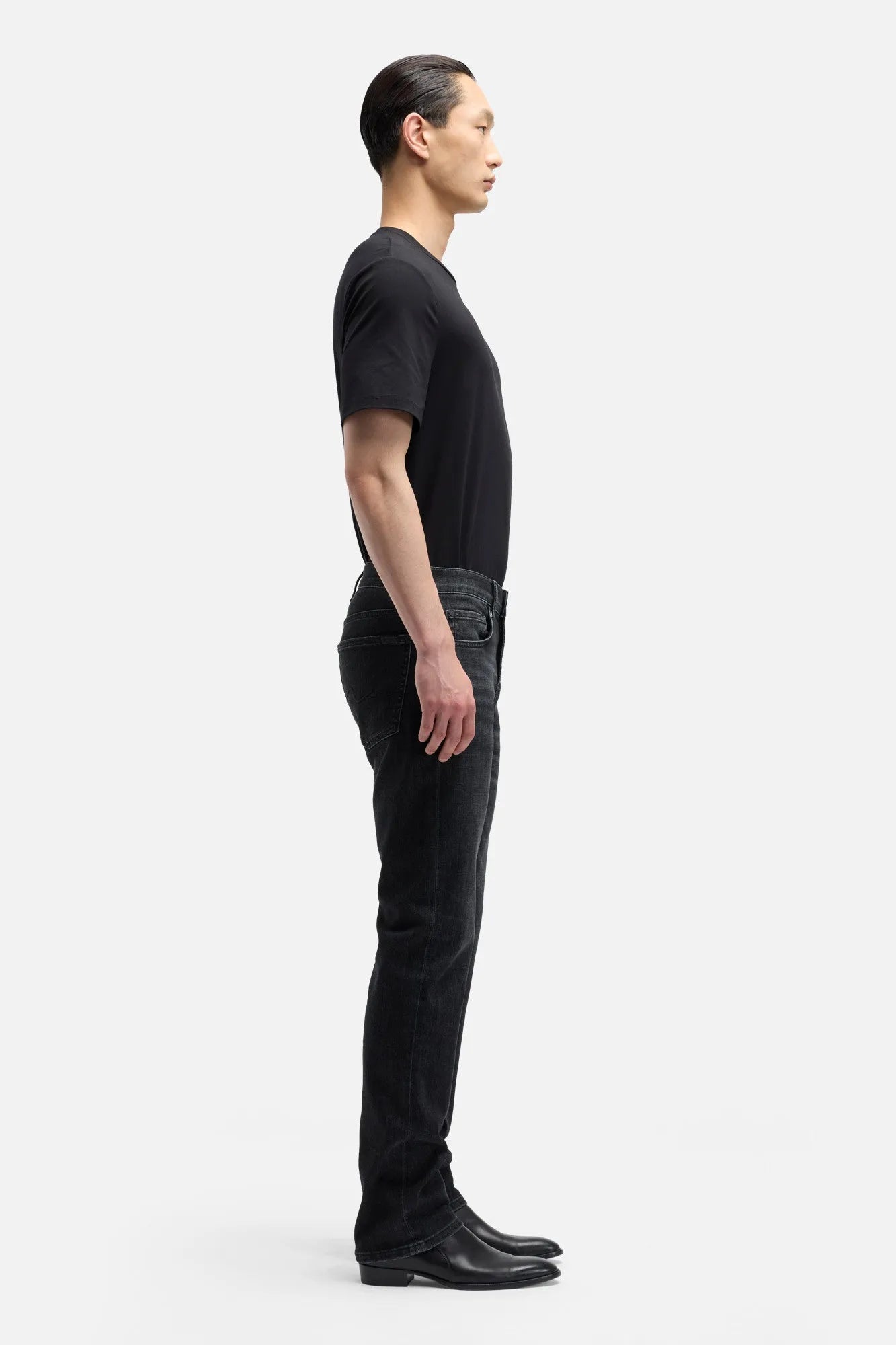 7 For All Mankind Black Men Standard in Luxe Performance SKU: 7TE10B82_1VY Image 06