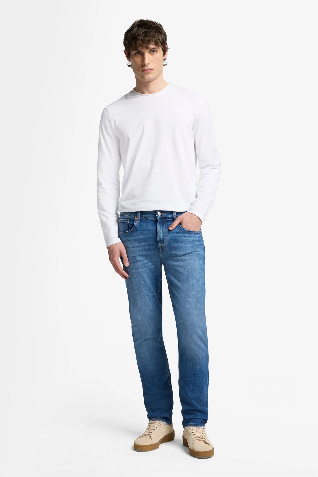 7 For All Mankind_Mid Blue_The Straight in Luxe Performance_7TE70C12_1C3_01