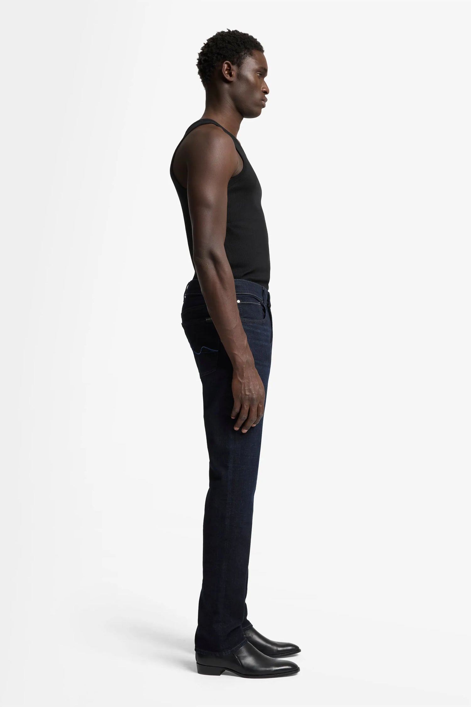 7 For All Mankind_Dark Blue_The Straight in Luxe Performance_7TE70C42_1C0_05