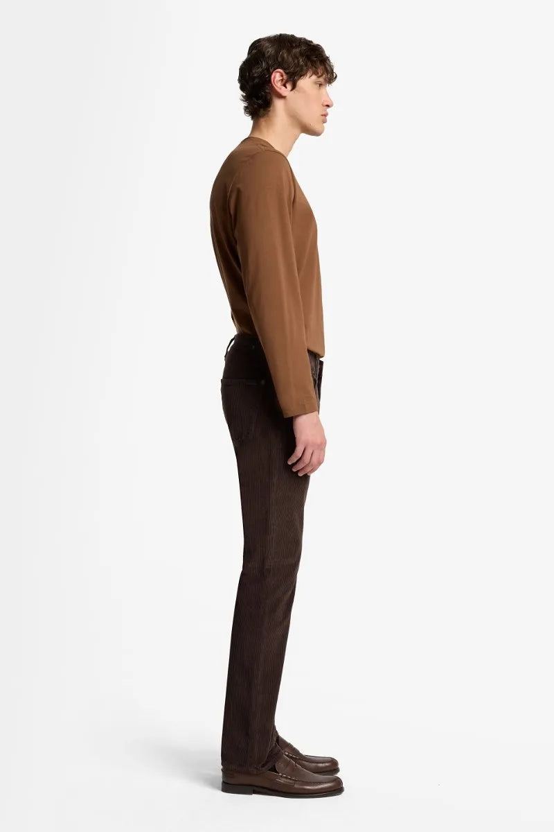 7 For All Mankind_Brown_The Straight in Corduroy_7TE71E53_1LP_05